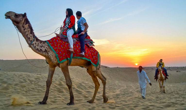camel-safari-khuri-dunes-jaisalmer